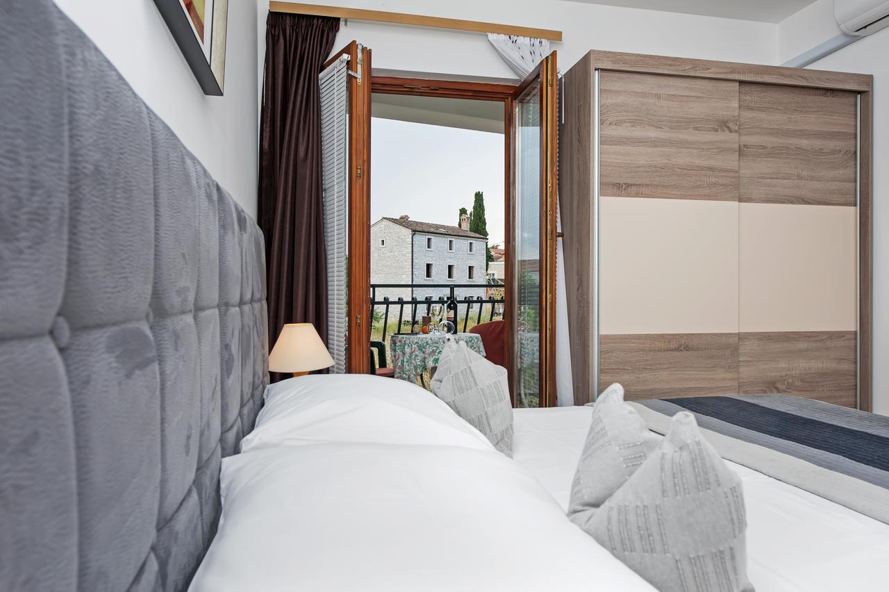 Ladonja Bb Rooms, Family Run Bed & Breakfast Rovinjsko Selo Eksteriør bilde
