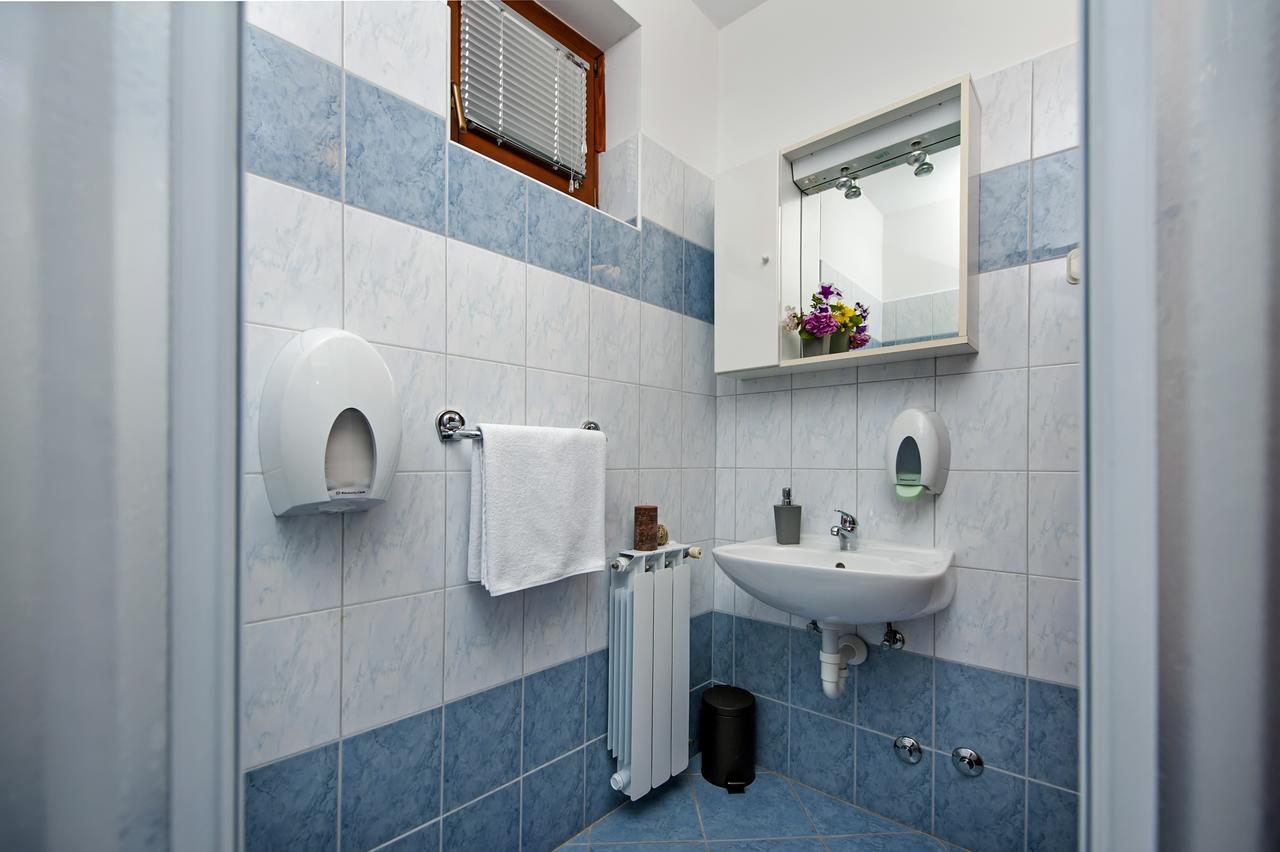 Ladonja Bb Rooms, Family Run Bed & Breakfast Rovinjsko Selo Eksteriør bilde